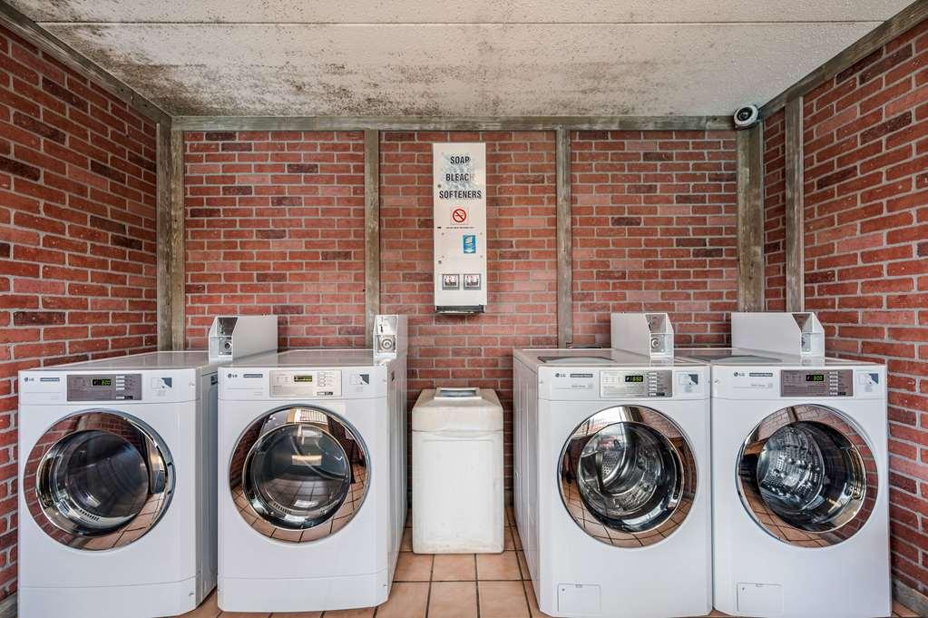 Hotel Econo & Huntsville